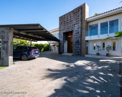 5 Bedroom 5BA 7341 ft Single Family House For Sale in Bell City