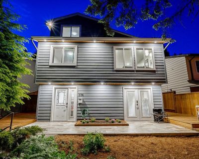 1 Bedroom 1BA 600 ft Pet-Friendly House For Rent in Port Moody, British Columbia