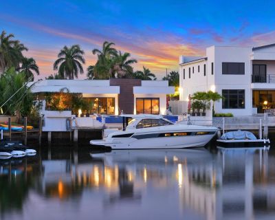 4 Bedroom 3BA 3000 ft Single Family Home For Sale in Boca Raton, FL
