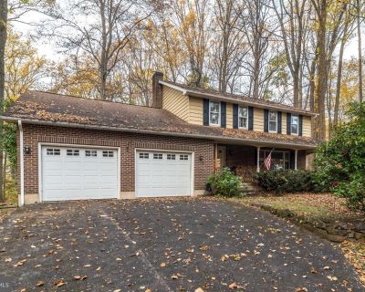 4 Bedroom 1BA 1824 ft Single Family House For Sale in East Greenville, PA