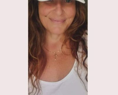 Christine - Needs a House on iROOMit or a Room