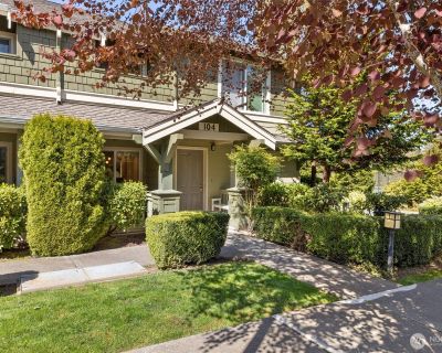 2 Bedroom 2BA 945 ft Condo For Sale in Issaquah, WA