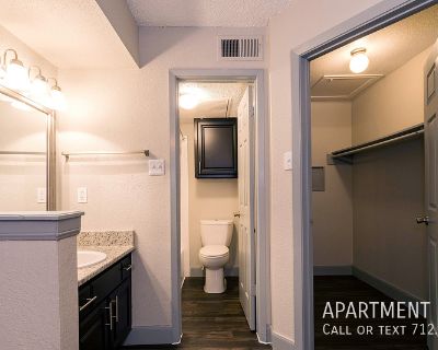 2 Bedroom 1BA 800 ft Apartment For Rent in Pasadena, TX