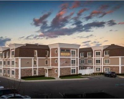 Fulton St Unit E, Farmingdale, Flat For Rent