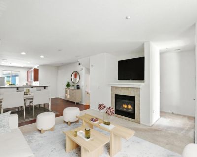 4 Bedroom 4BA 1851 ft Townhouse For Sale in Chula Vista, CA