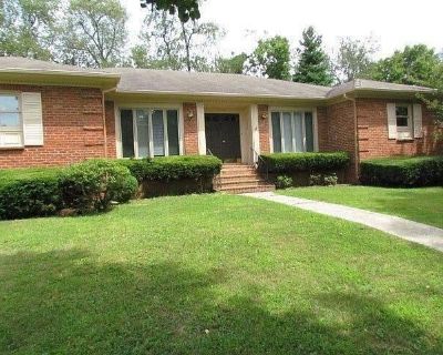 A Candlelight Way, Lexington, Flat For Rent