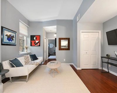 1 Bedroom 1.0 BA 07302 ft Furnished Apartment for Rent in Jersey City, New Jersey