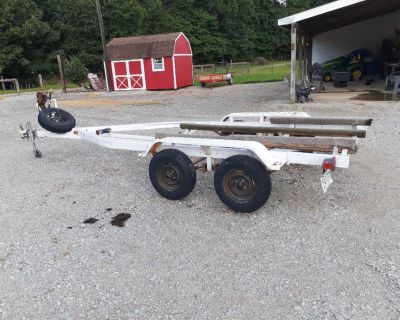 Tandem axle boat trailer