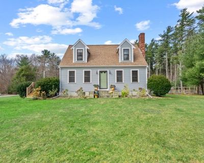 3 Bedroom 2BA 1382 ft Single Family Home For Sale in PEMBROKE, MA