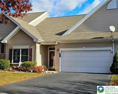 2 Bedroom 2BA 1666 ft Townhouse For Sale in Palmer TWP, PA