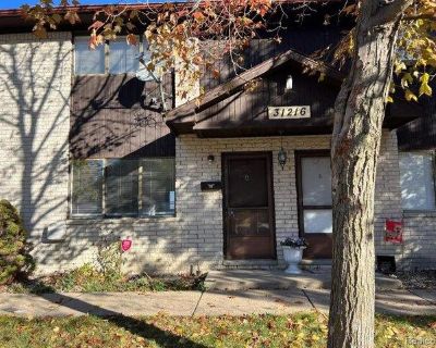 2 Bedroom 1BA House For Rent in Garden City, MI