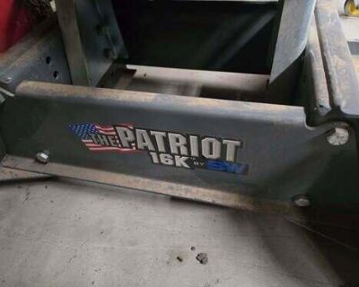 For sale B&W Patriot 16k 5th wheel hitch