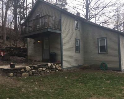 3 bedroom, single family home. image_url. W/D hookup Patio / balcony Hardwood floors Dishwasher Parking Air conditioning Unit Amenities air conditioning dishwasher hardwood floors patio / balcony w/d hookup Property Amenities on-site laundry parking. 3 Bedroom. 1.5 Bathroom. 0 ft