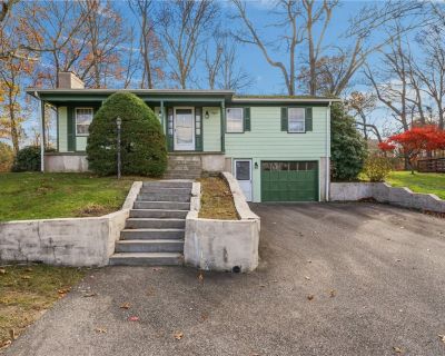 3 Bedroom 1BA 1676 ft Single Family House For Sale in West Warwick, RI