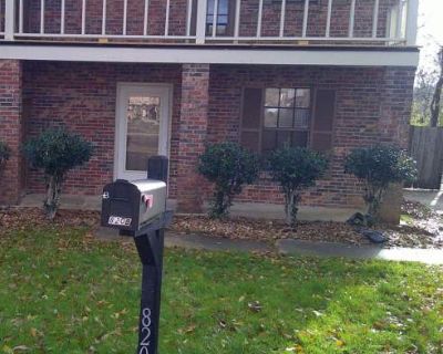 2 Bedroom 1.5BA 1470 ft Pet-Friendly Apartment For Rent in Ridgeland, MS