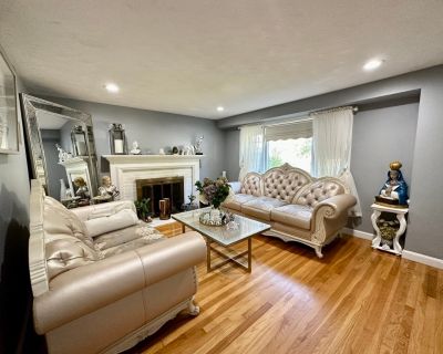 3 Bedroom 1BA 1138 ft Condo For Rent in Quincy, MA