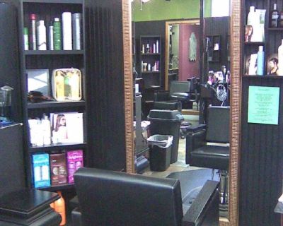 Hair stylist / barber