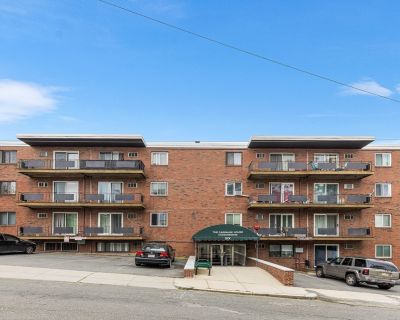 2 Bedroom 1BA 795 ft Condo For Sale in Boston, MA