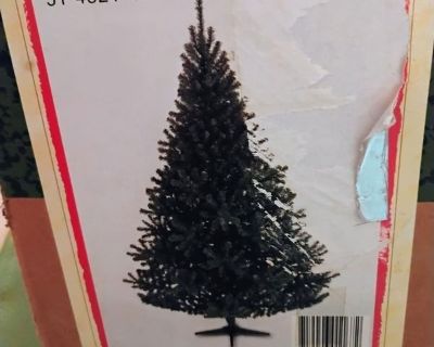 We're downsizing. Nothing wrong with it. Easy set up in less than 3 minutes. Check out the pictures at: