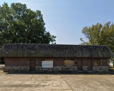 commercial Building Corner