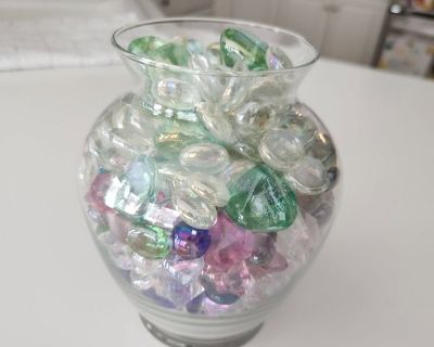 4 pounds of assorted color crystal gem glass and other shapes