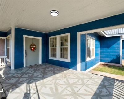 E Wells St, Stamford, Home For Sale