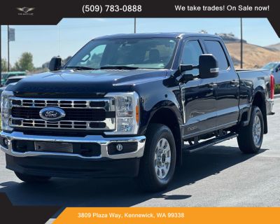 2023 Ford F250 Super Duty Crew Cab XLT Pickup 4D 6 3/4 ft