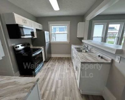 3 Bedroom 1BA 1200 ft Apartment For Rent in Lorain, OH