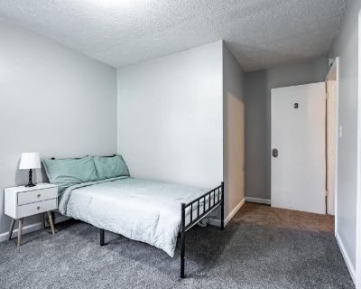 Furnished Room for Rent - Charming Decatur House in a Quiet Neighborhood!