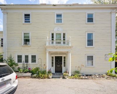 2 Bedroom 1BA 805 ft Condominium For Sale in MARBLEHEAD, MA