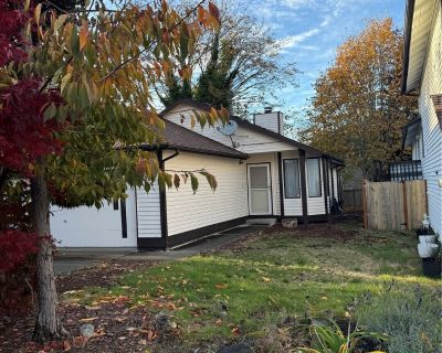 3 Bedroom 2BA 1260 ft Apartment For Rent in Renton, WA