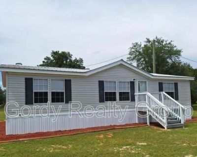 3 Bedroom 2BA 0 ft Pet-Friendly Apartment For Rent in Jackson County, FL