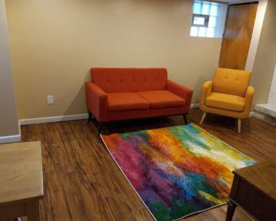 622 Mercer St. image_url. In unit laundry Pet friendly Recently renovated Some paid utils Furnished Unit Amenities furnished in unit laundry recently renovated Property Amenities cats allowed dogs allowed pet friendly. Pets allowed. 4 Bedroom. 2 Bathroom. 1900 ft . Furnished