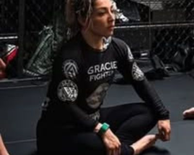 Female Seeking Room in Oakland, CA