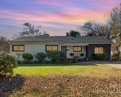 3 Bedroom 1BA 1484 ft Single Family Home For Sale in Charlotte, NC