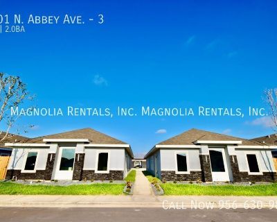 3 Bedroom 2BA 1092 ft Pet-Friendly Apartment For Rent in Edinburg, TX