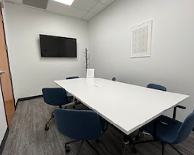 Private Meeting Room for 8 at Regus