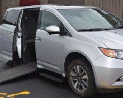 2015 Honda Odyssey Touring VMI North star Handicap mobility wheelchair accessible Van 28k miles