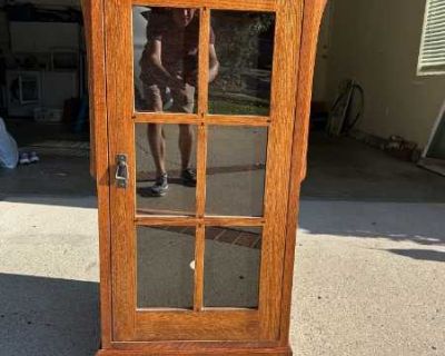 Arts and Crafts style display cabinet. Can be used for audio system or in general. Some light wear on the top. High quality, solid oak. Free.