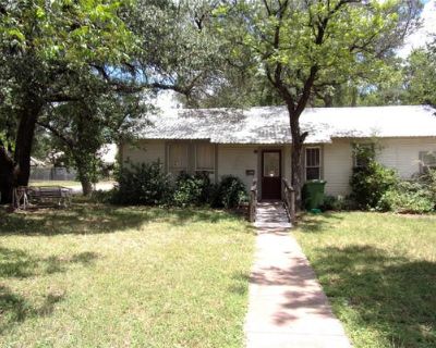 2 Bedroom 1BA 1328 ft Single Family Home For Sale in SAN SABA, TX
