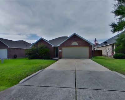 3 Bedroom 2BA 1622 ft Single Family Detached House For Rent in Porter, TX