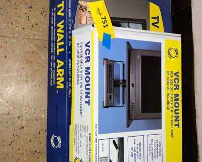 BT 751: TV Wall Arm and VCR Mount