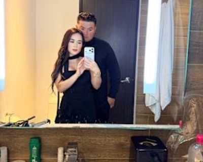 Has a dog. Budget: $800 per month. Ready to move: now. Looking for myself. I m very clean, organized and I respect others. I always pick up after myself and maintain a clean household. I have a dog she s very sweet but needs a lot of attention. She s kenneled trained so when I m not home she will be kept in there and won t bother anyone. I also work a lot so I won t be home as much.