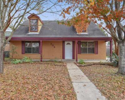 3 Bedroom 2BA 1450 ft Apartment For Rent in Lafayette, LA