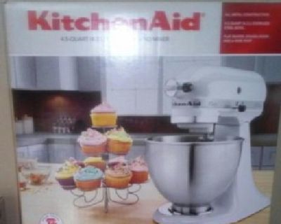 Kitchenaid 6 Quart Stand Mixer with Attachments - appliances - by owner -  sale - craigslist