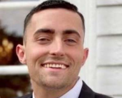 Non-smoker. Budget: $1,600 per month. Ready to move: now. Looking for myself. 30yr Old Quiet, non-partying, non-drinking, non-smoking professional. Extremely friendly, clean cut, tidy, friendly. My default state is happy, friendly, outgoing. I mind to myself and I am heavily into my career (office in Irvine). I make approx $250k-$300k per/year and am just trying to keep cost of living low until...