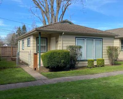 1 Bedroom 1BA 725 ft Apartment For Rent in Salem, OR