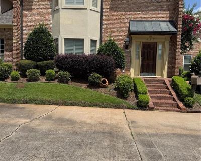3 Bedroom 2BA 2669 ft Townhouse For Sale in Shreveport, LA