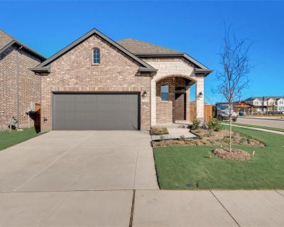 3 Bedroom 2BA 1736 ft Single Family House For Rent in Sherman, TX