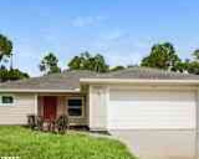 3 Bedroom 2BA 1627 ft² House For Rent in Fort Myers, FL 3804 Heyburn St